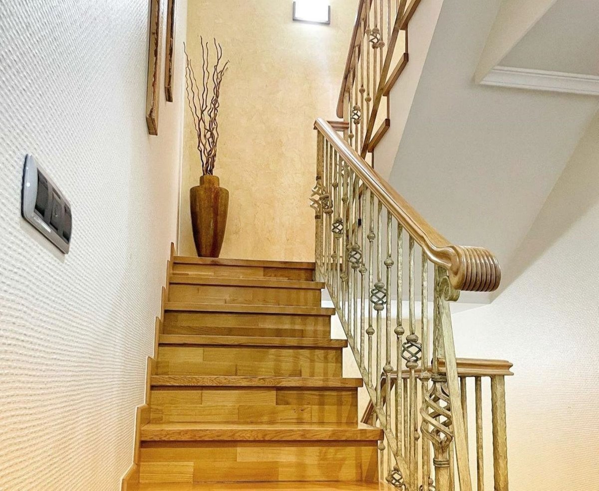 6 Bed Semi-Detached House in Mazarrón