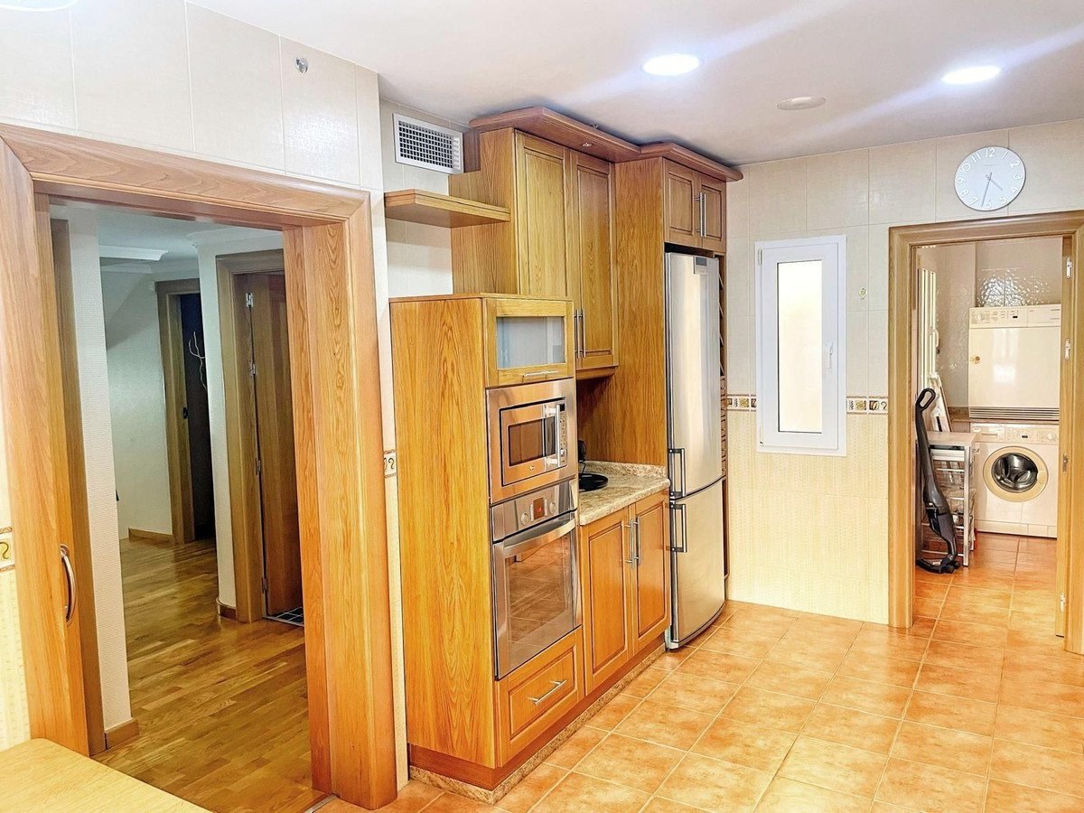 6 Bed Semi-Detached House in Mazarrón