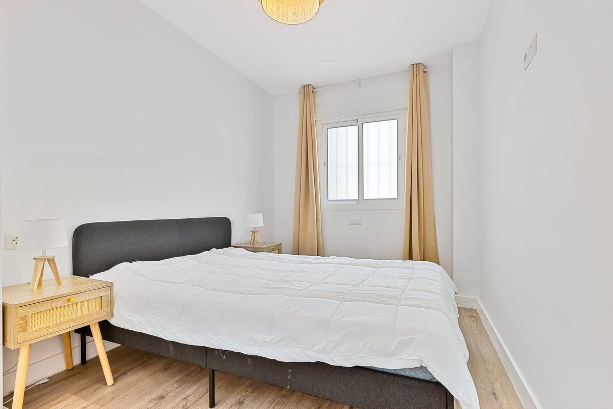 3 Bed Middle Floor Apartment in Fuengirola