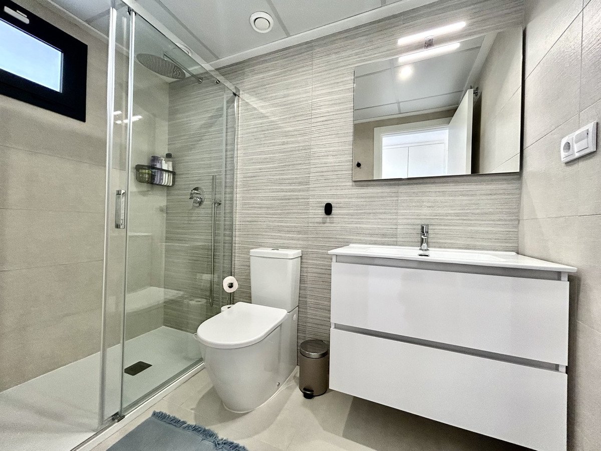 3 Bed Middle Floor Apartment in Los Dolses
