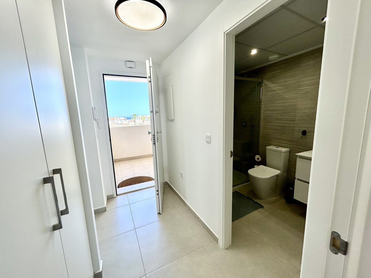 3 Bed Middle Floor Apartment in Los Dolses