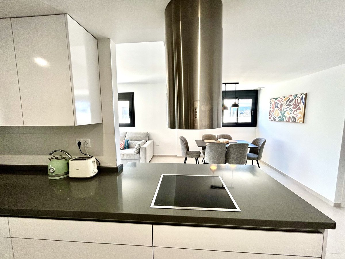 3 Bed Middle Floor Apartment in Los Dolses
