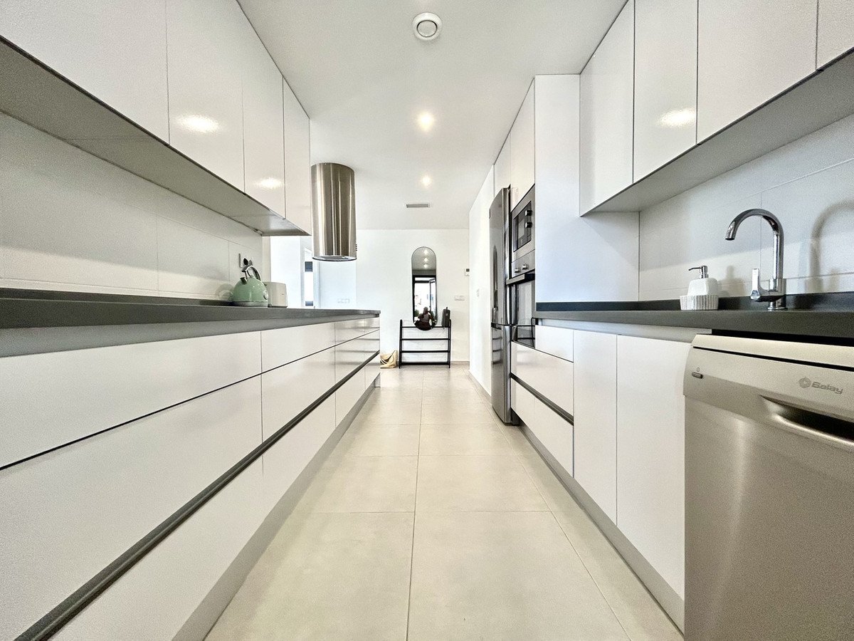 3 Bed Middle Floor Apartment in Los Dolses