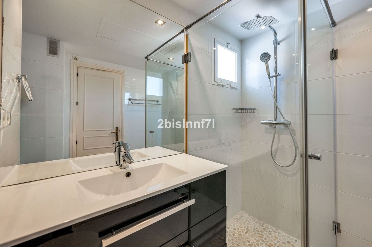 2 Bed Penthouse in Elviria