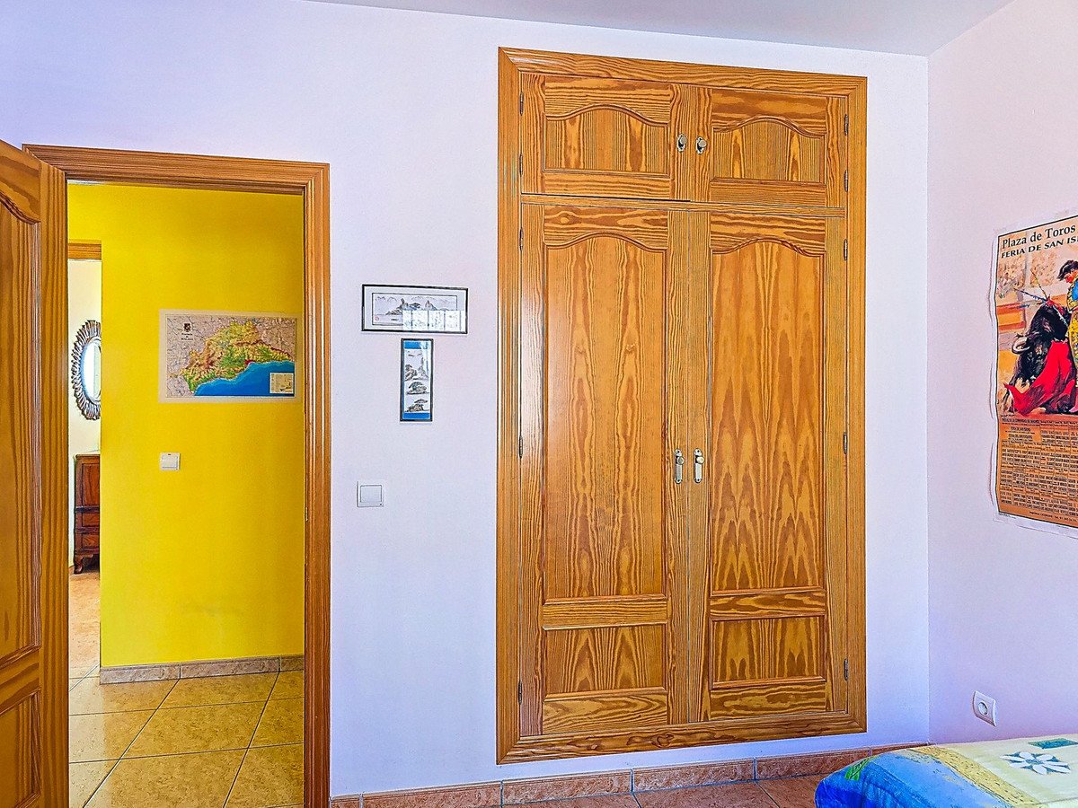 3 Bed Detached Villa in Arenas