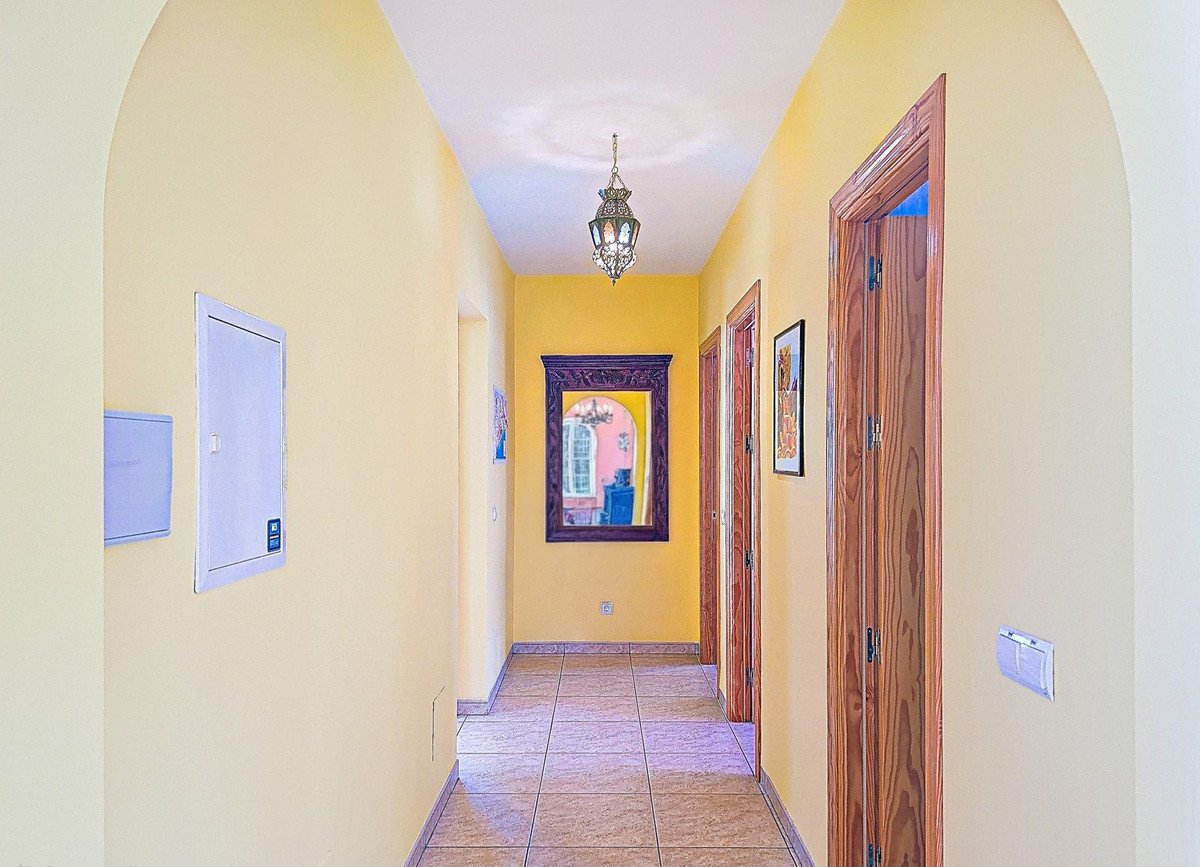 3 Bed Detached Villa in Arenas