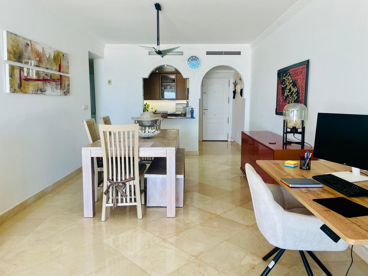 2 Bed Ground Floor Apartment in Estepona
