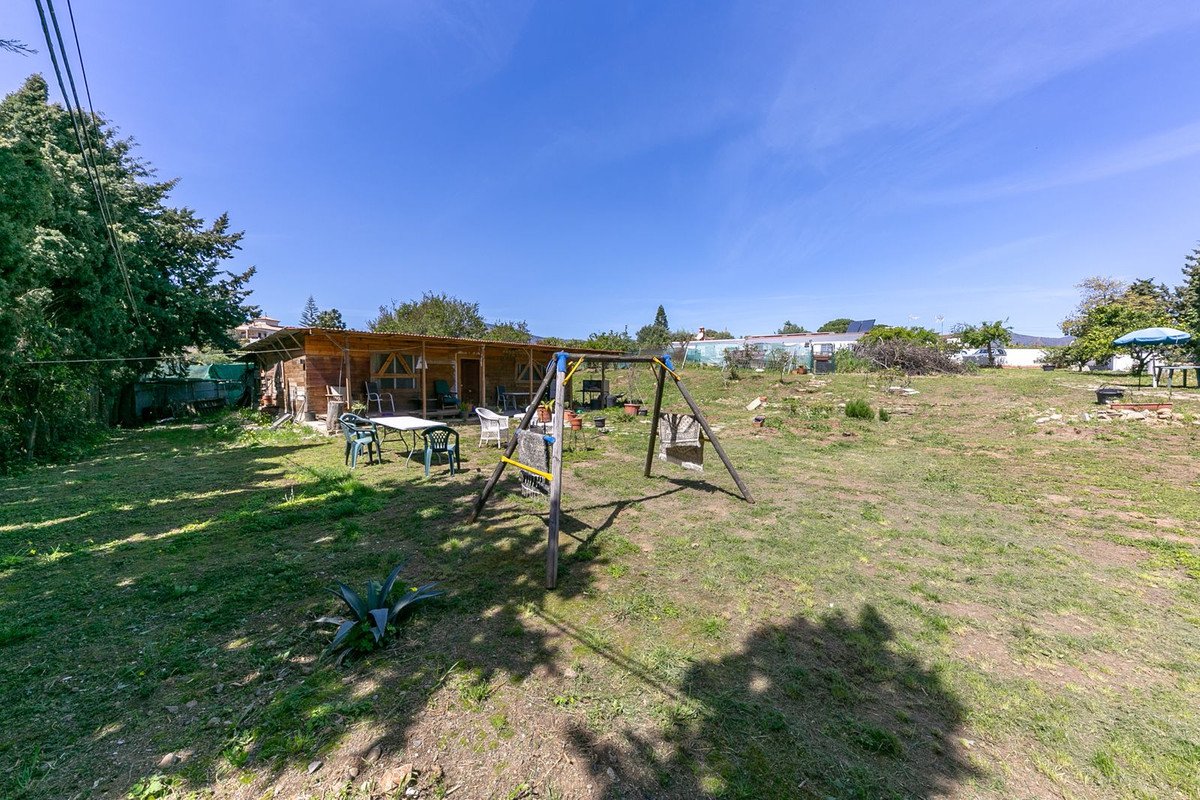 10 Bed Finca - Cortijo in Estepona