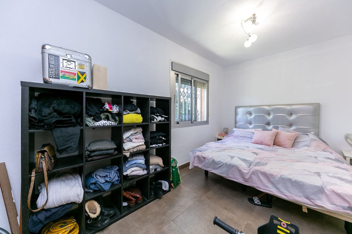 10 Bed Finca - Cortijo in Estepona