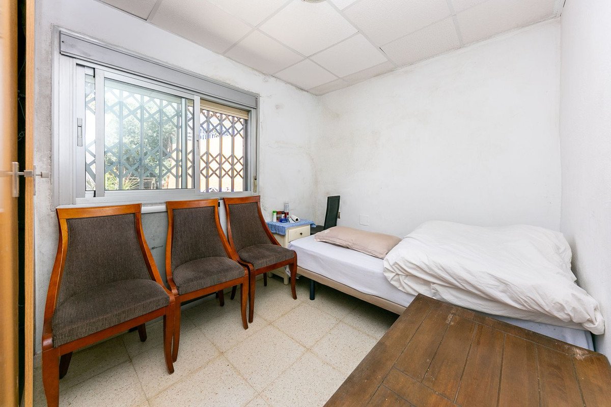 10 Bed Finca - Cortijo in Estepona
