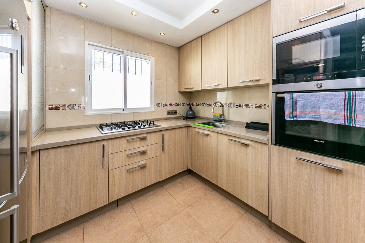 10 Bed Finca - Cortijo in Estepona