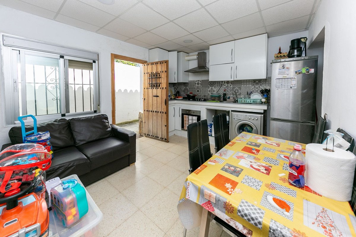 10 Bed Finca - Cortijo in Estepona