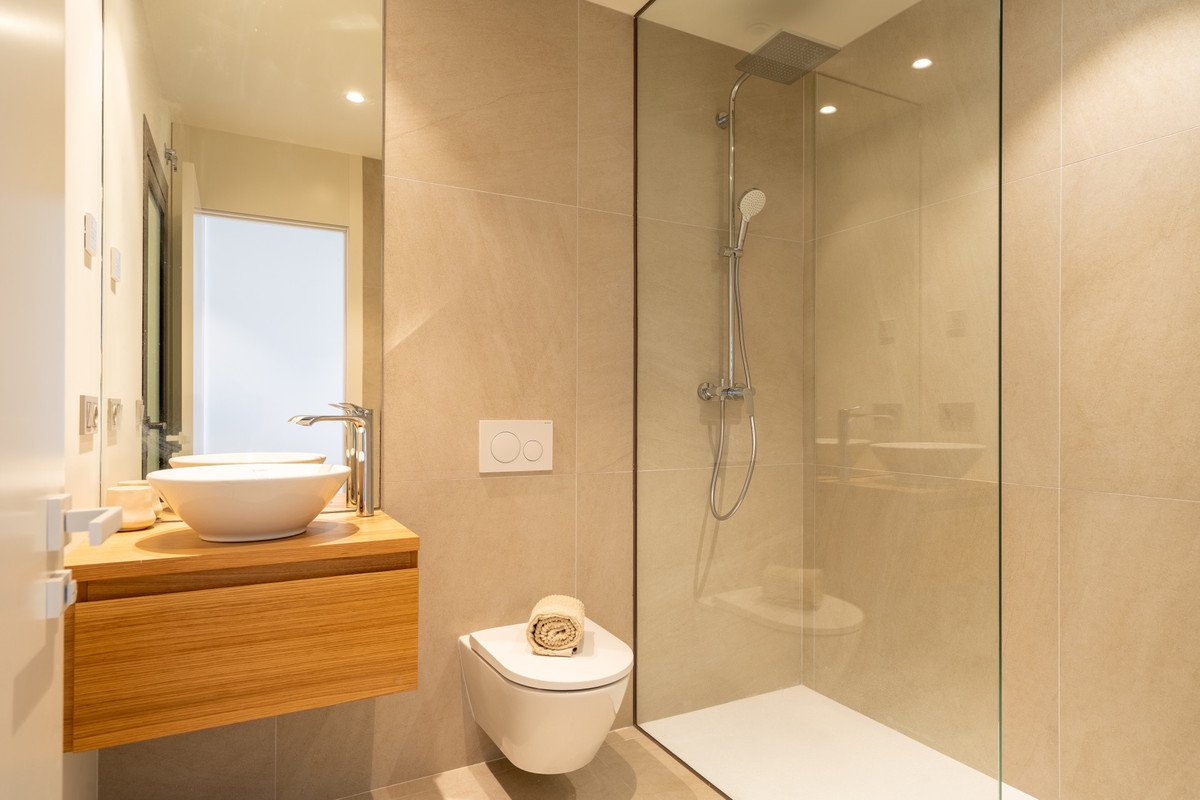 3 Bed Middle Floor Apartment in Fuengirola