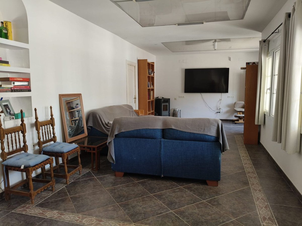 3 Bed Detached Villa in Torremolinos