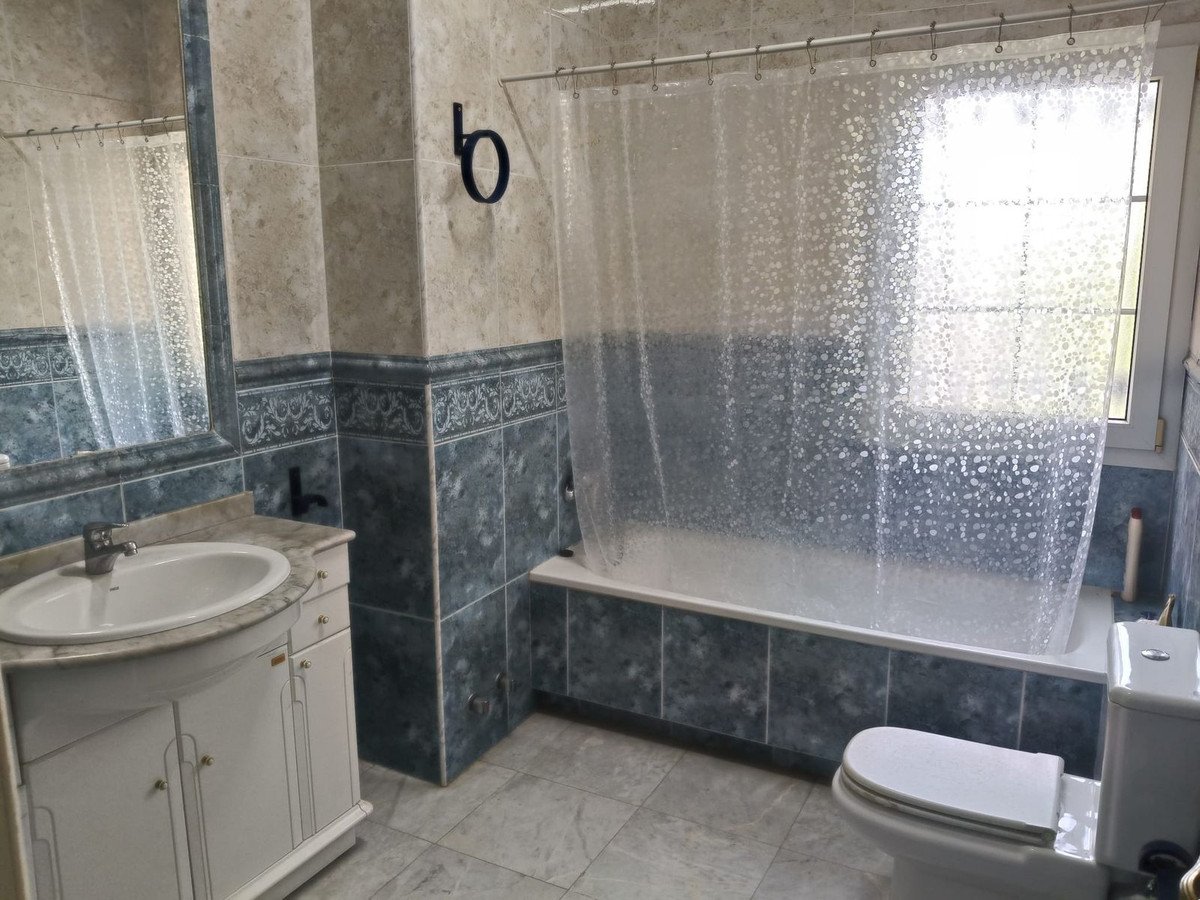3 Bed Detached Villa in Torremolinos