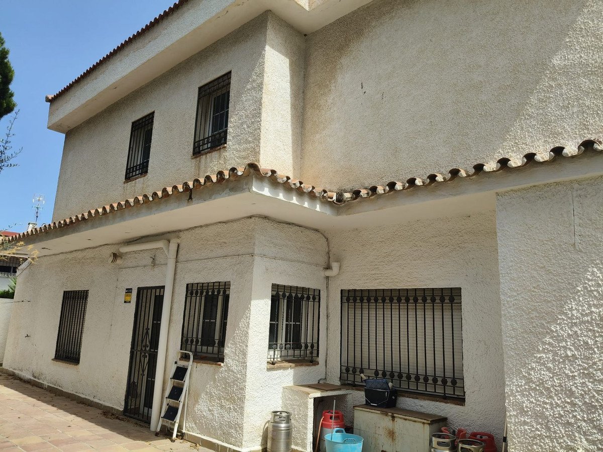 3 Bed Detached Villa in Torremolinos