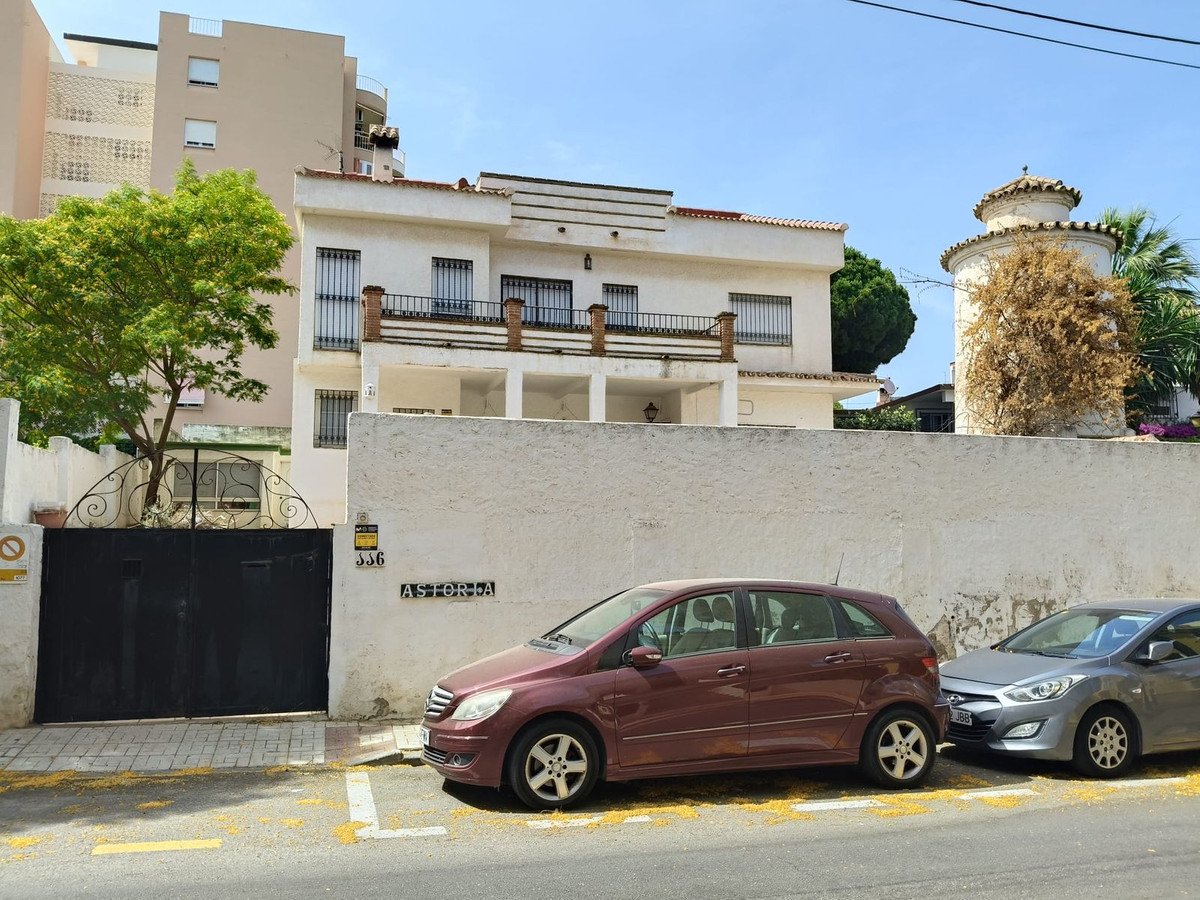 3 Bed Detached Villa in Torremolinos