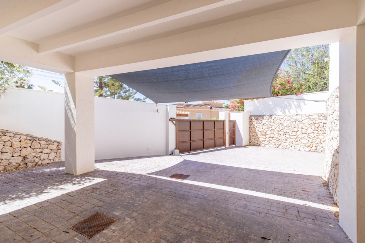 3 Bed Detached Villa in Moraira