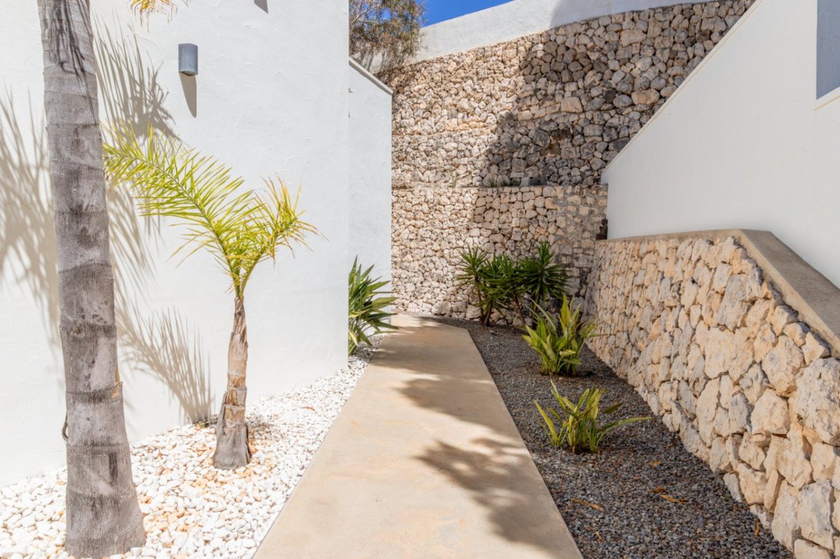 3 Bed Detached Villa in Moraira