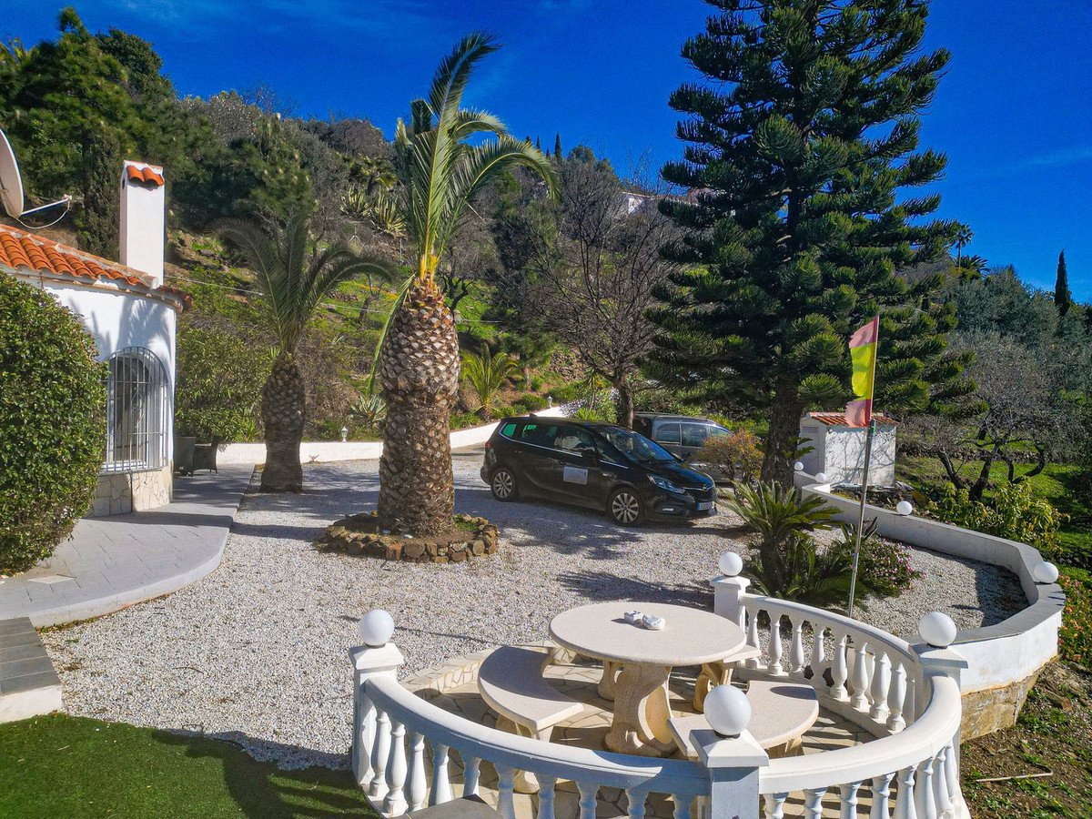 3 Bed Detached Villa in Arenas