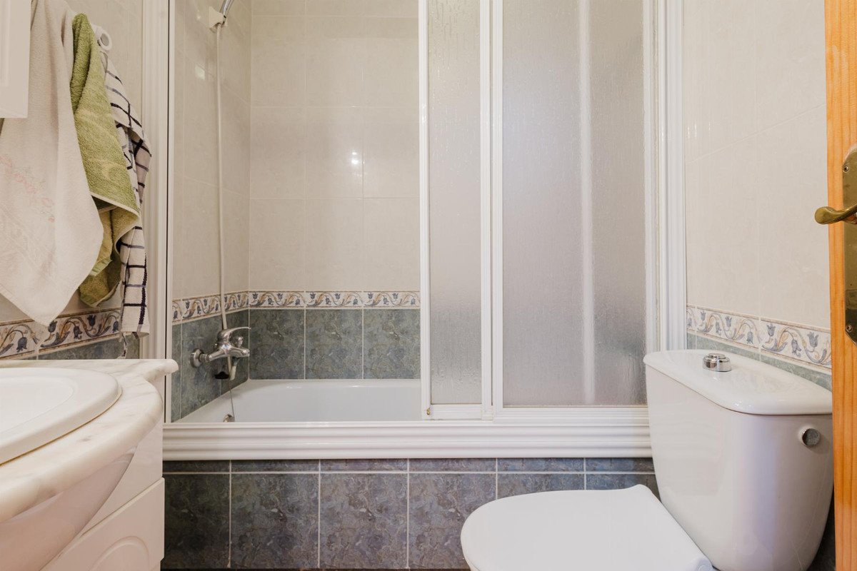 3 Bed Ground Floor Apartment in Torrevieja