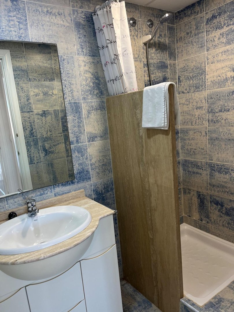 2 Bed Middle Floor Apartment in Denia