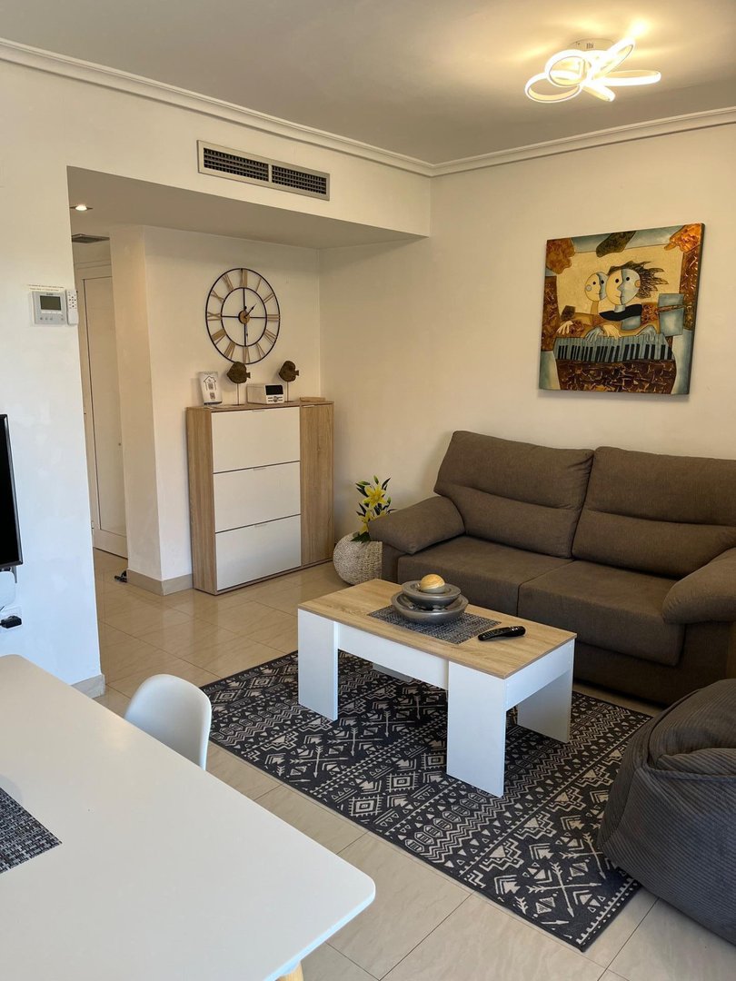 2 Bed Middle Floor Apartment in Denia