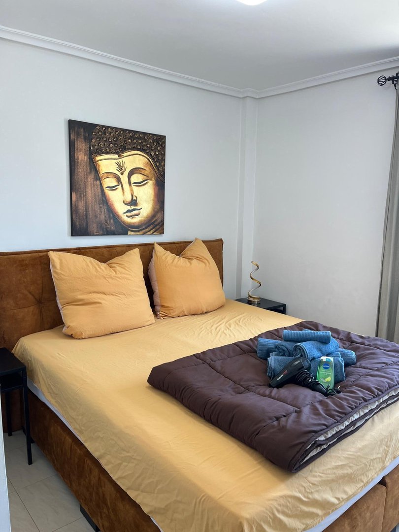 2 Bed Middle Floor Apartment in Denia