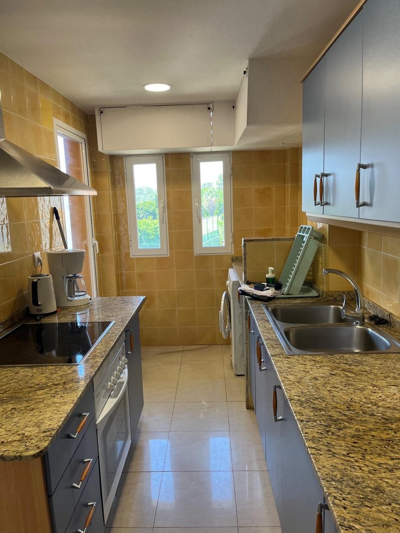 2 Bed Middle Floor Apartment in Denia