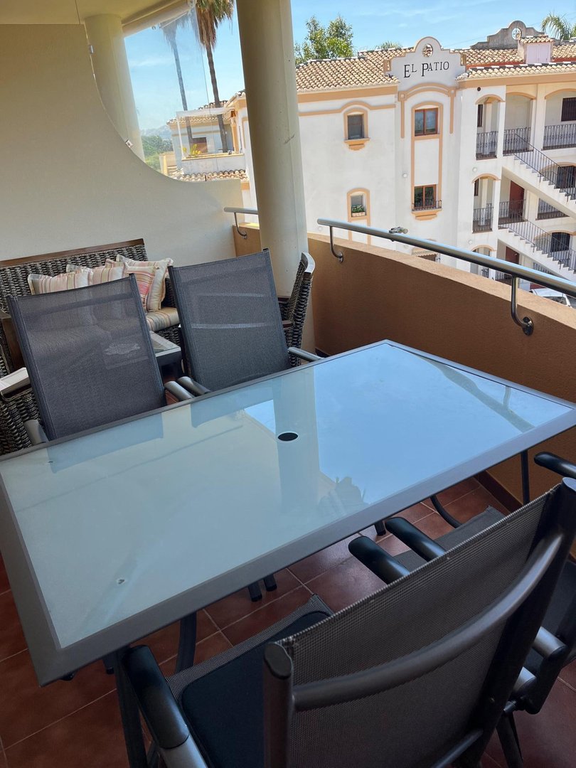 2 Bed Middle Floor Apartment in Denia