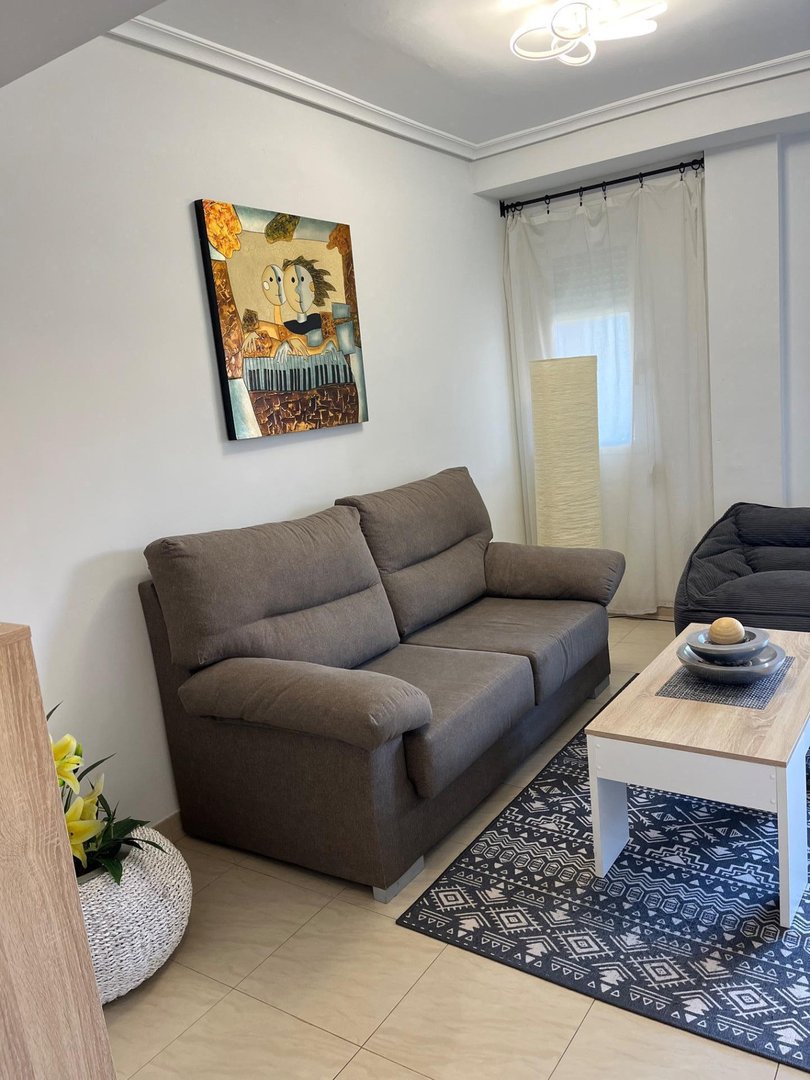 2 Bed Middle Floor Apartment in Denia