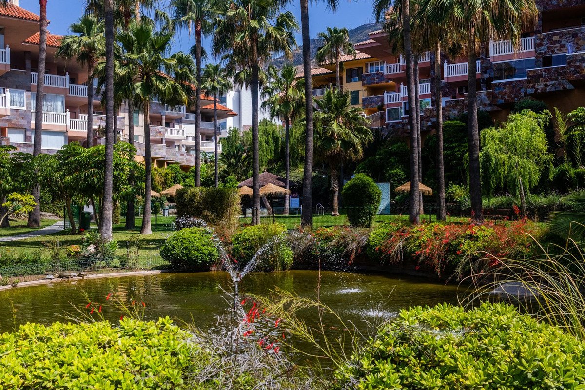 3 Bed Middle Floor Apartment in Fuengirola