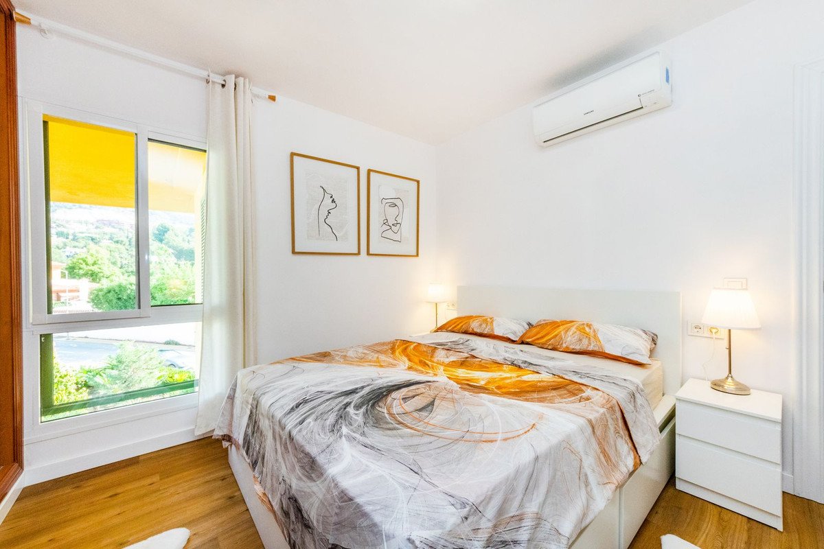 3 Bed Middle Floor Apartment in Fuengirola