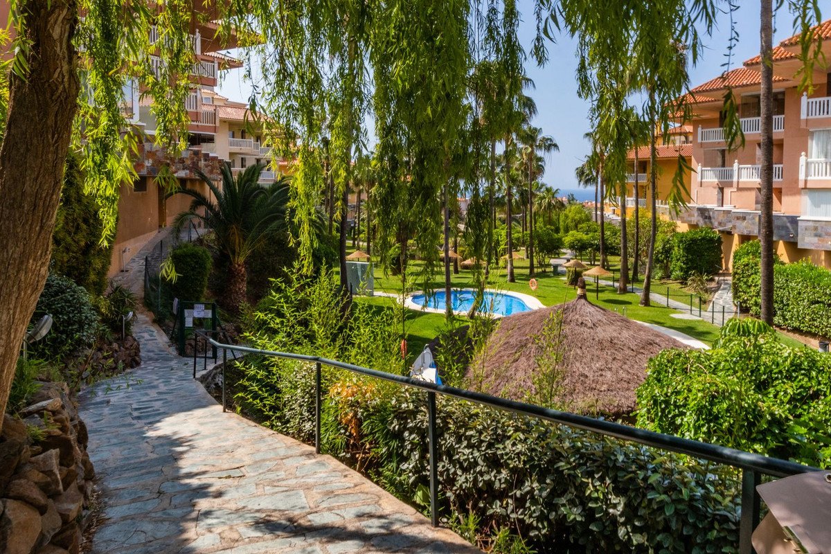 3 Bed Middle Floor Apartment in Fuengirola