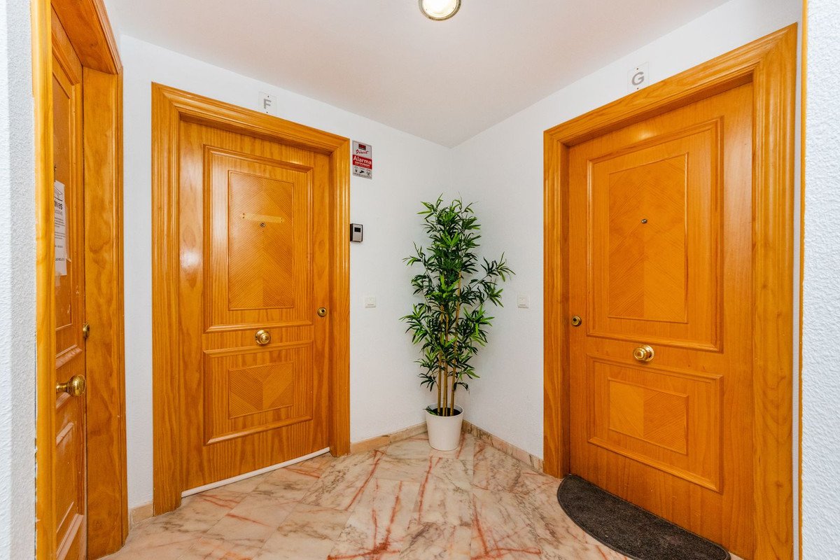 3 Bed Middle Floor Apartment in Fuengirola