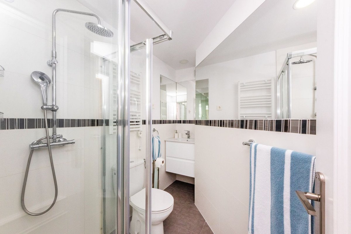 3 Bed Middle Floor Apartment in Fuengirola
