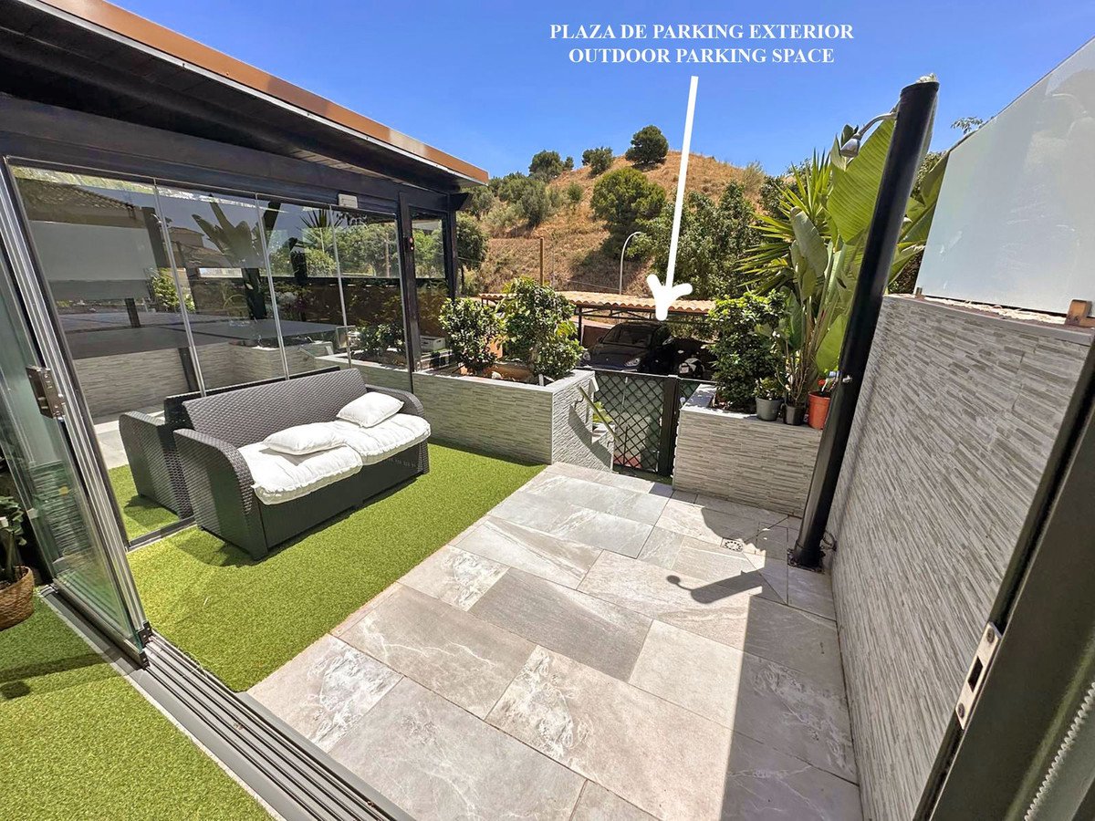 3 Bed Townhouse in Benalmadena Costa