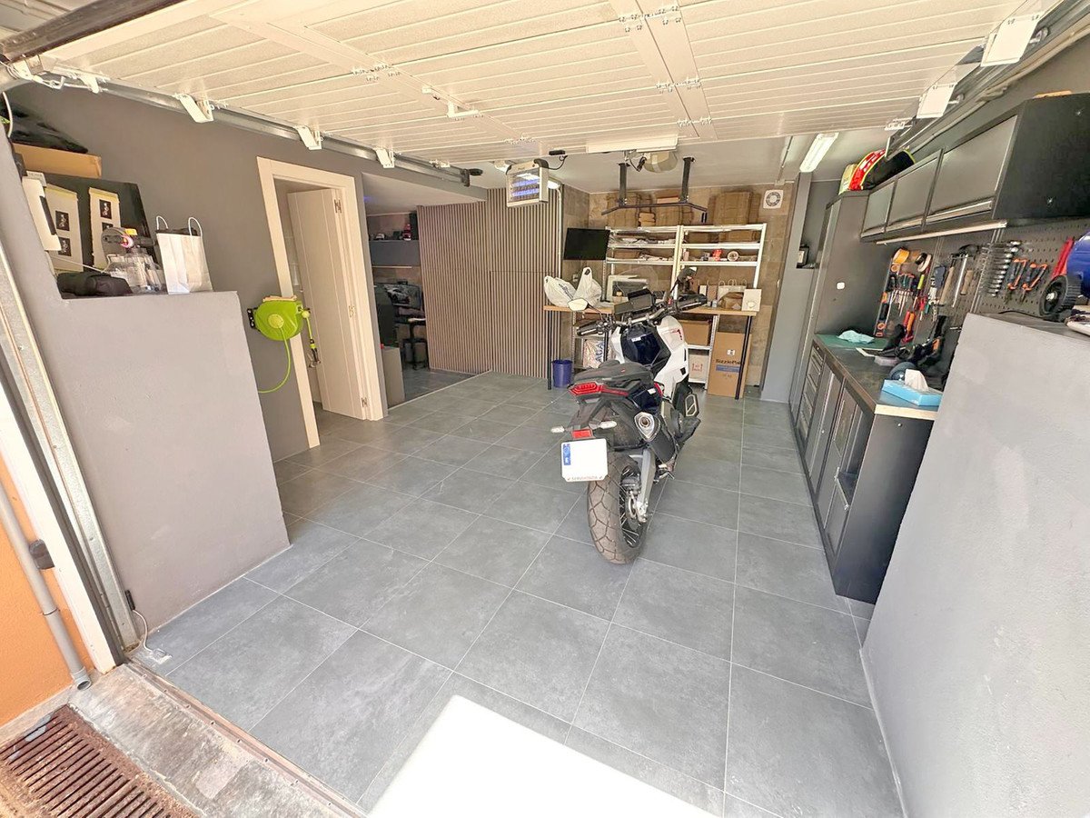 3 Bed Townhouse in Benalmadena Costa