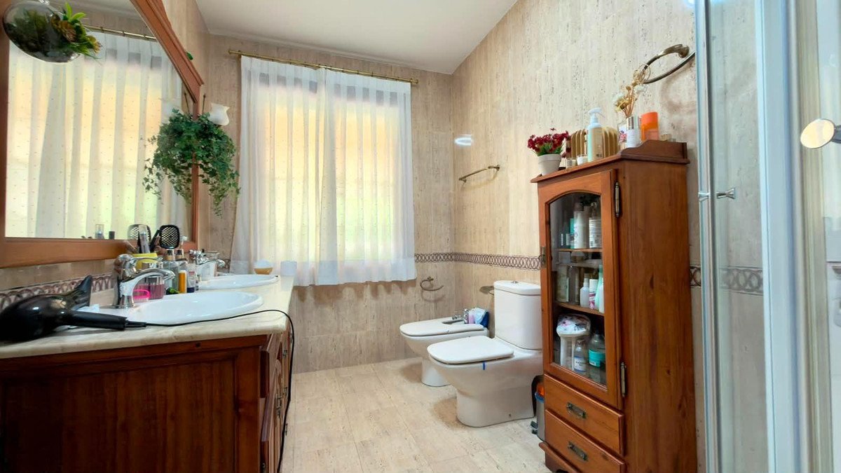 8 Bed Bungalow in Calpe