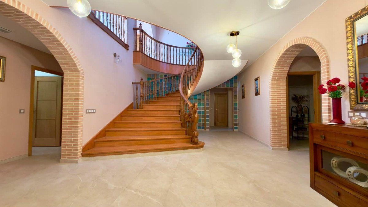 8 Bed Bungalow in Calpe