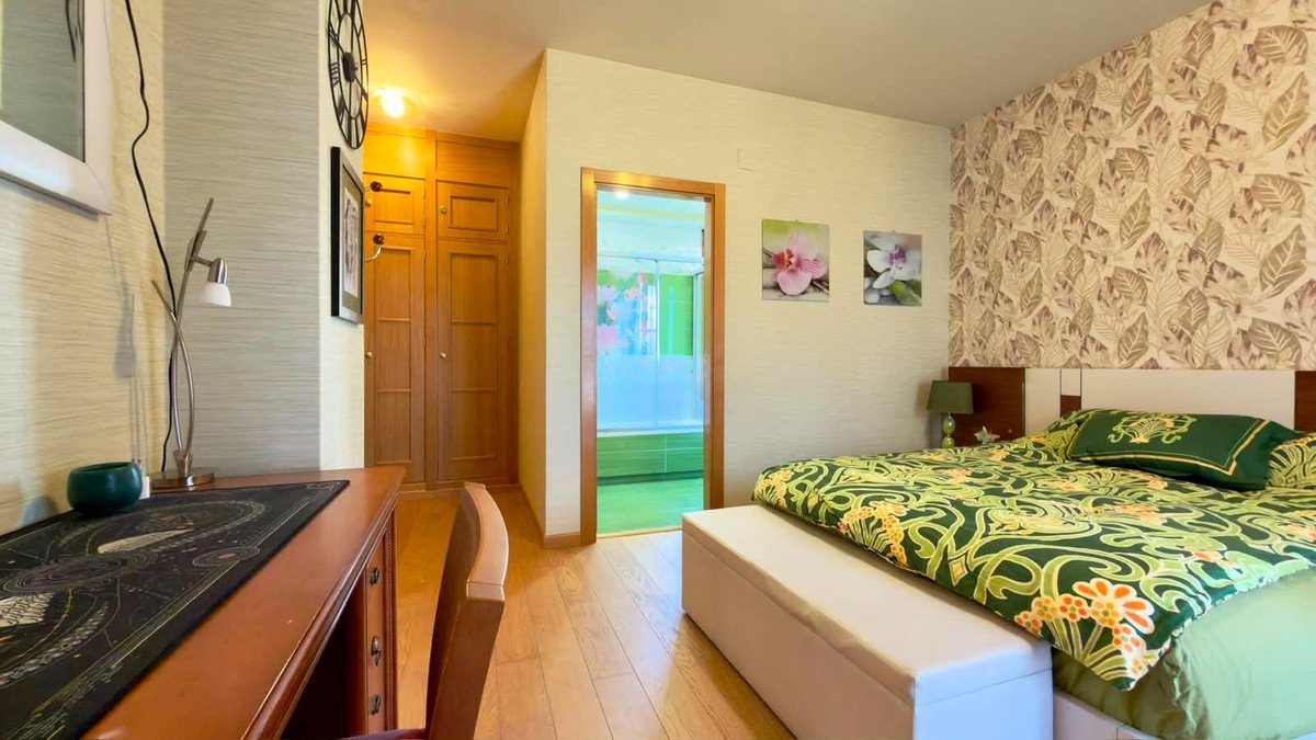 8 Bed Bungalow in Calpe