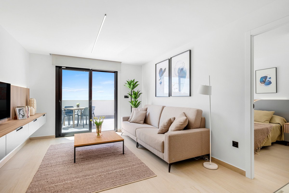 2 Bed New Development in Urbanización El Raso
