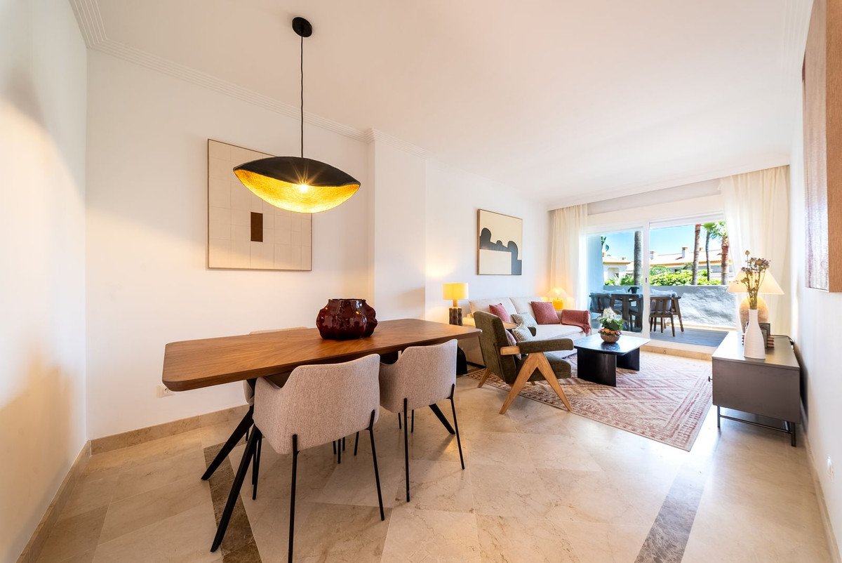 2 Bed Ground Floor Apartment in Calanova Golf