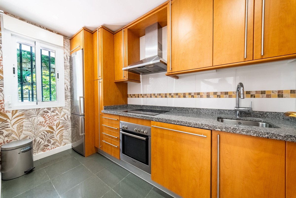 2 Bed Ground Floor Apartment in Calanova Golf
