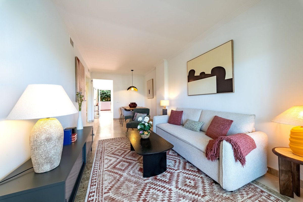2 Bed Ground Floor Apartment in Calanova Golf