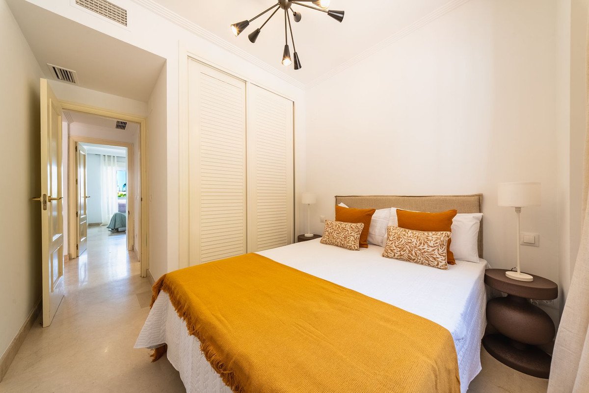 2 Bed Ground Floor Apartment in Calanova Golf