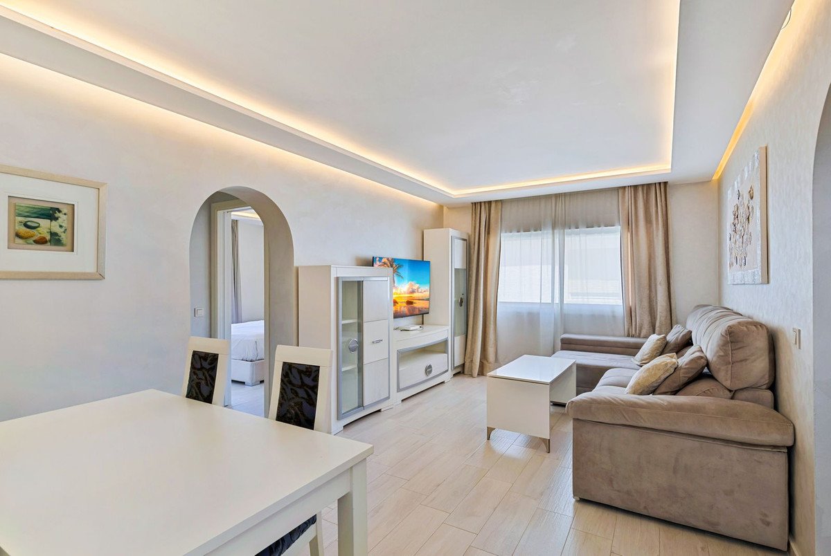 4 Bed Top Floor Apartment in La Cala de Mijas