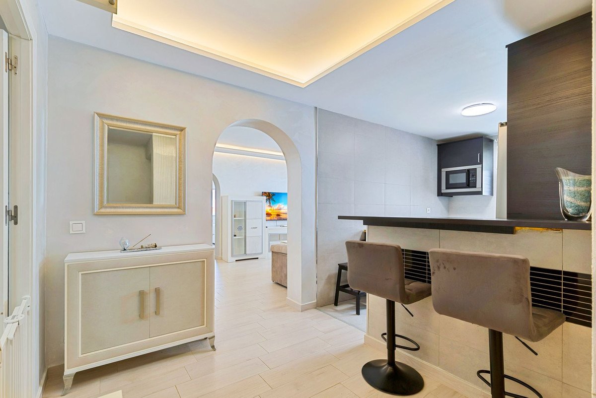 4 Bed Top Floor Apartment in La Cala de Mijas