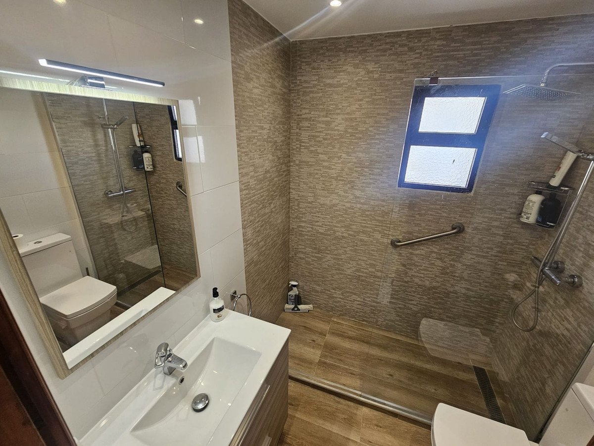 3 Bed Top Floor Apartment in Riviera del Sol