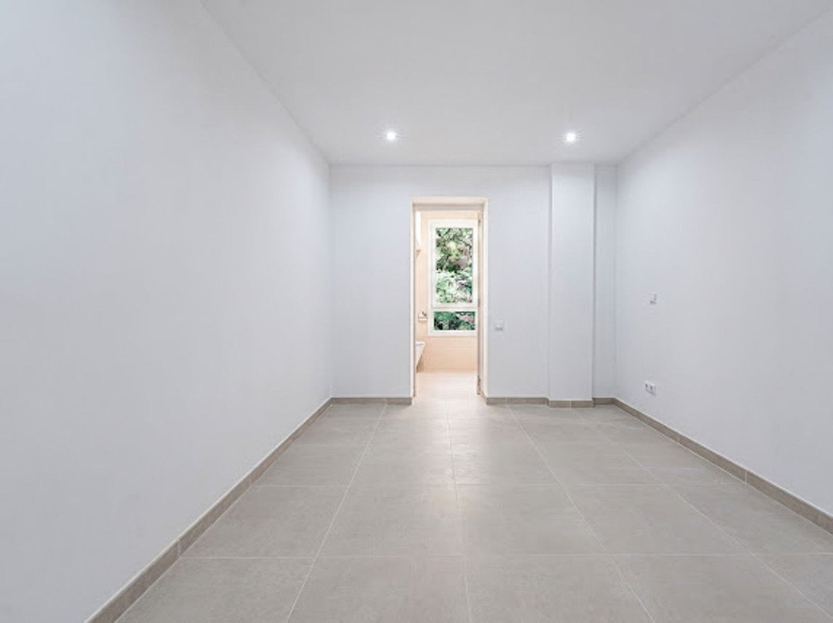 3 Bed Middle Floor Apartment in La Quinta